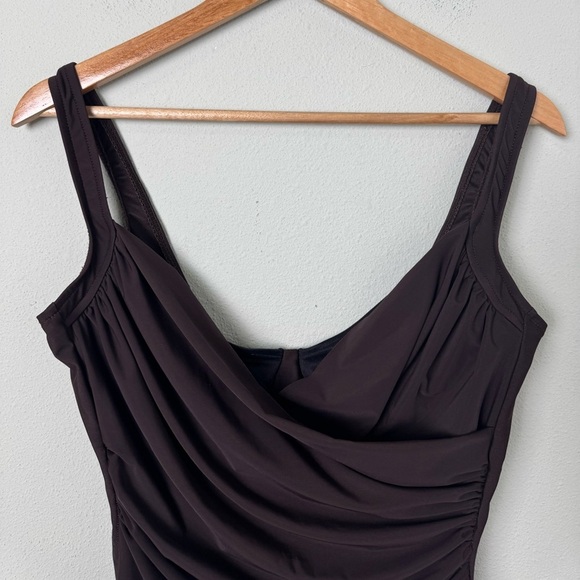 Miraclesuit Women's Swimsuit Brown One Piece Ruched Style #63663 Size 14 - Picture 3 of 15